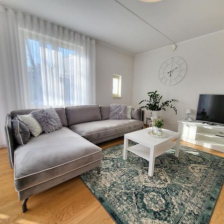 City Center Bright Home Tallinn Extérieur photo
